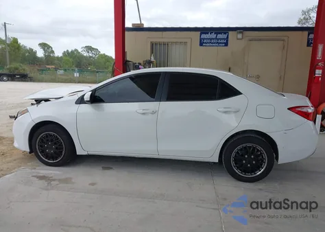 2016 Toyota Corolla Le z USA, uszkodzony, nr VIN 5YFBURHE4GP564882